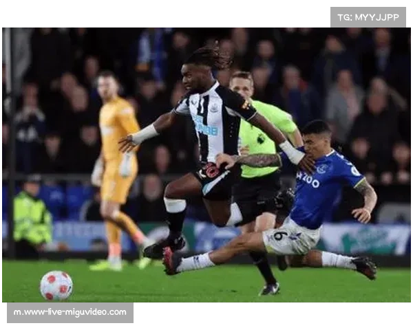 升班马莱万特攻守平衡，托利安边路助攻成保级关键因素